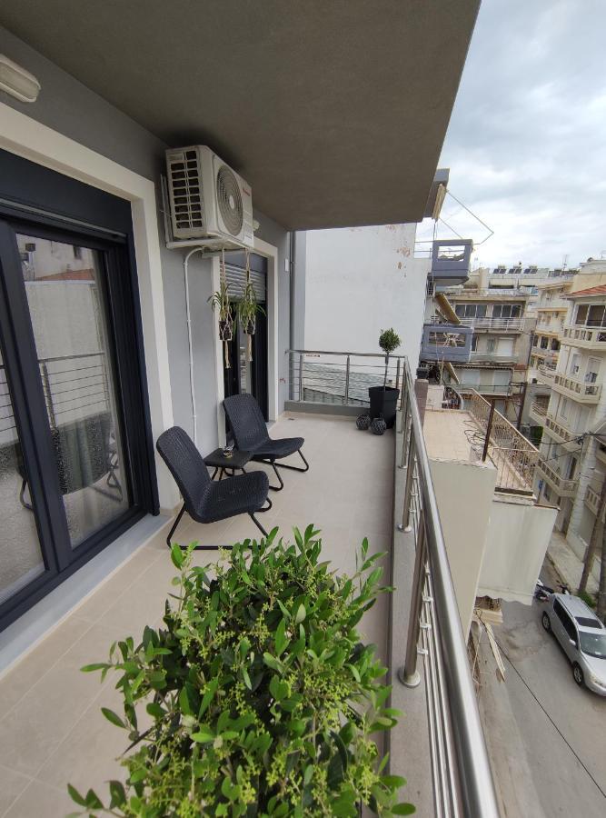 Grey Swan - Modern & Stylish Apartment With Private Parking Volos Exteriér fotografie